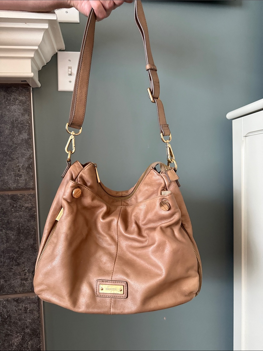 Danier Tan Leather Hobo Shoulder Bag with Gold Hardware